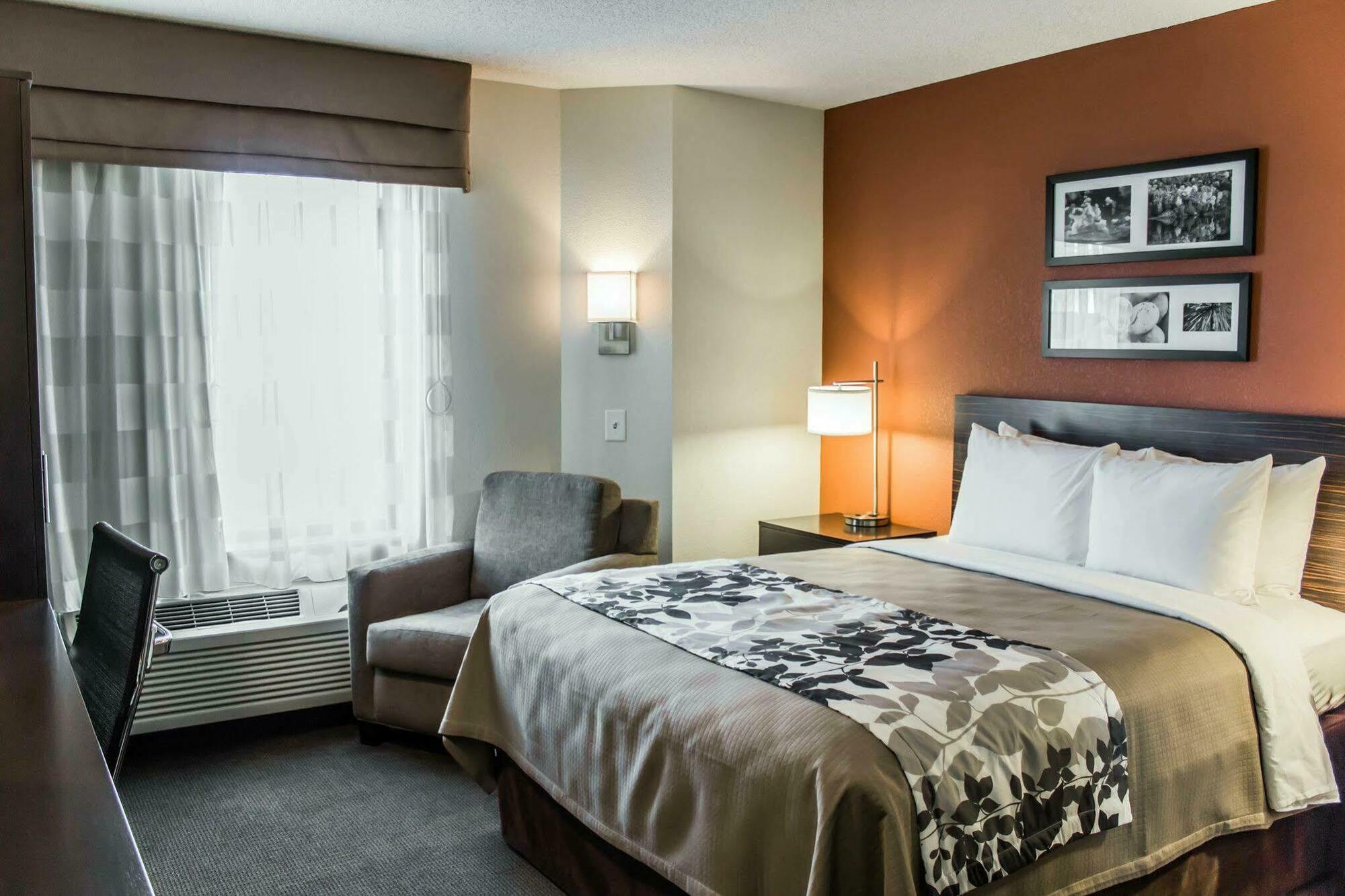 Sleep Inn & Suites Spring Lake - Fayetteville Near Fort Bragg Екстериор снимка