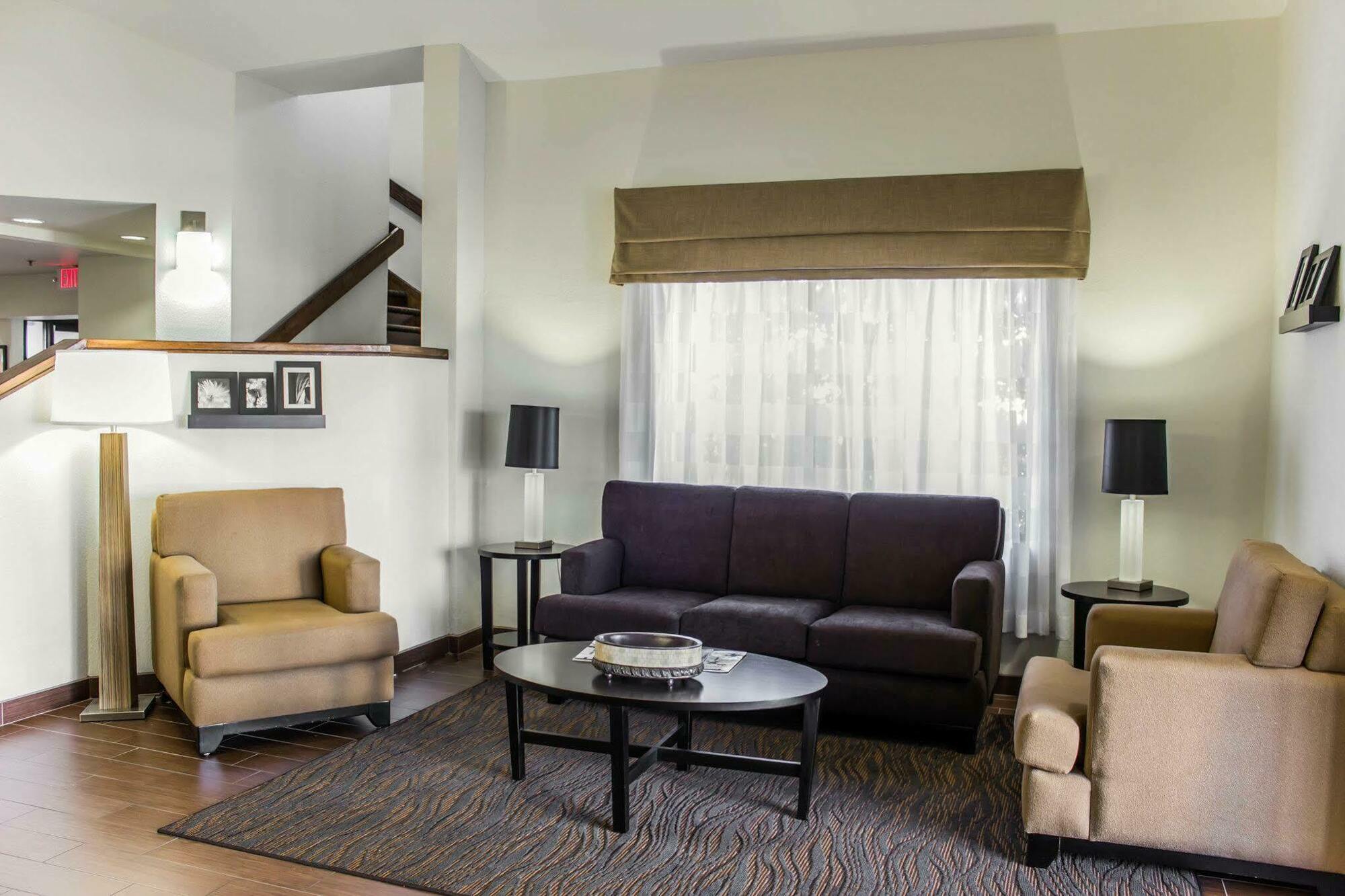 Sleep Inn & Suites Spring Lake - Fayetteville Near Fort Bragg Екстериор снимка