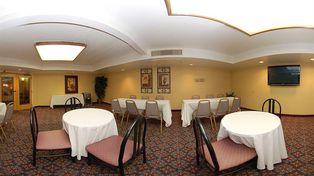 Sleep Inn & Suites Spring Lake - Fayetteville Near Fort Bragg Екстериор снимка